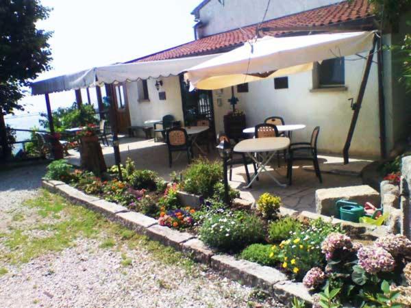 Вилла Agriturismo La Roccia Vo Экстерьер фото